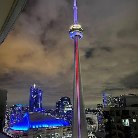 Luxury Condo - Steps To Everything - Balcony View Toronto Eksteriør billede